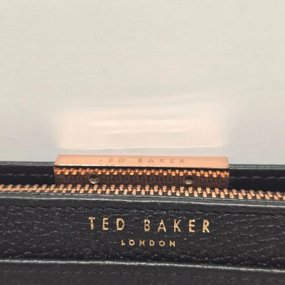 TED BAKER LONDON Jade Black Genuine Leather Zip Around Wallet